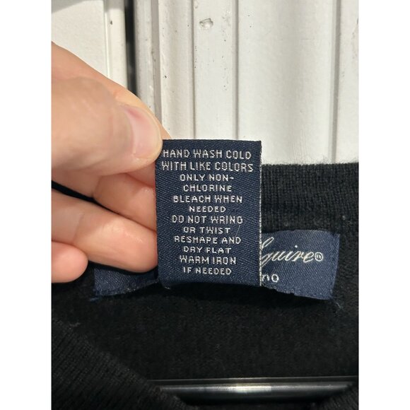 Davis & Squire Mens Black  V Neck Sweater Large Extra Fine Merino Wool - Picture 7 of 9